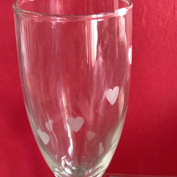 ROLF CUT CRYSTAL CHAMPAGNE GLASSES STRING OF HEART - Picture 3 of 4